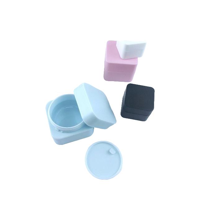 Банки косметические РР 5, 10, 15, 30, 50мл квадратные 2