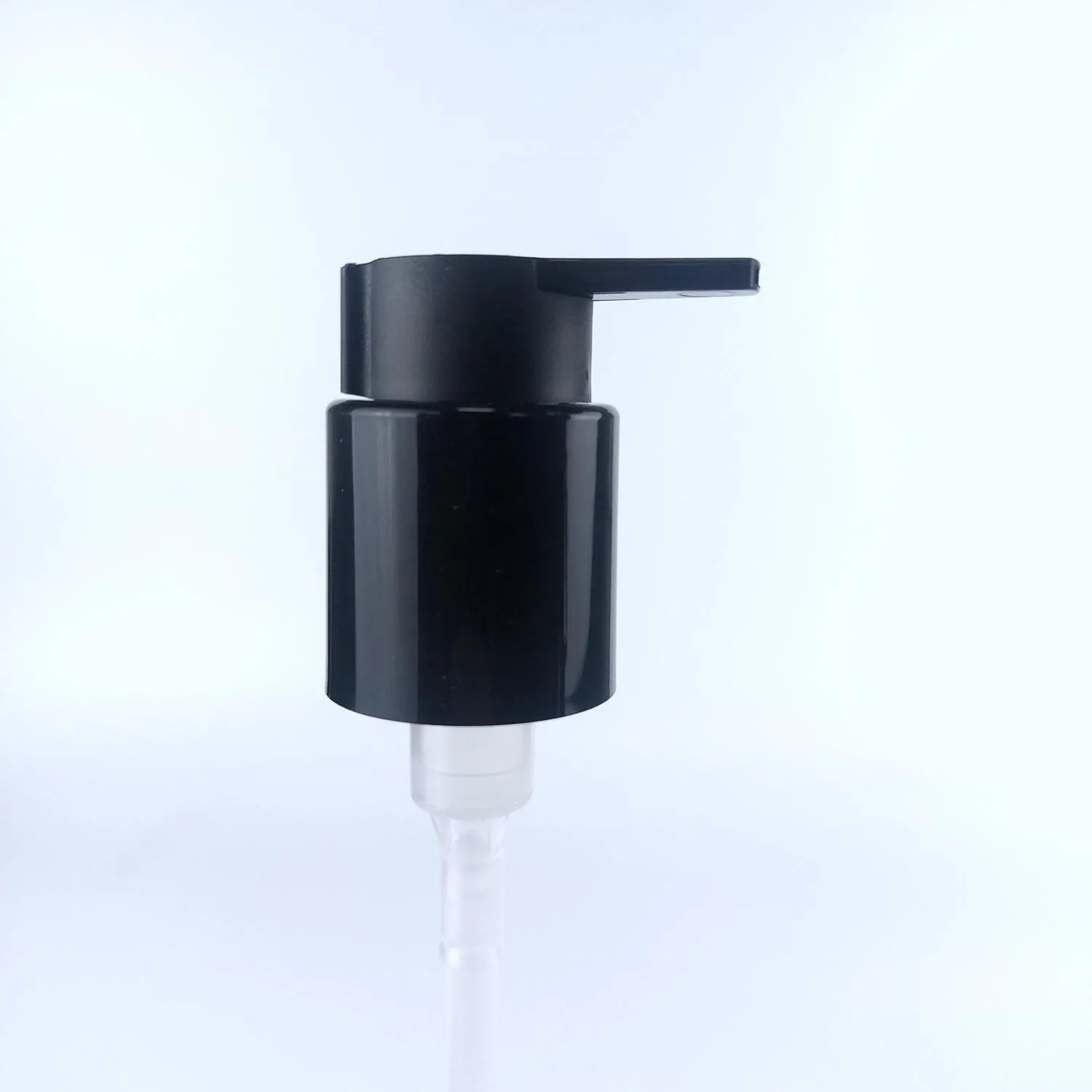 Дозатор 28/410 черный глянц., с матовой черной клипсой, бесконтактный, длина трубки в выдернутом состоянии 14,5 см, EF-R11