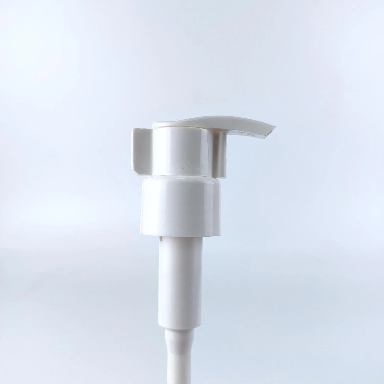 Клипса-стопер для фиксации актуатора дозаторов Lilac (P507), цвет белый. 5