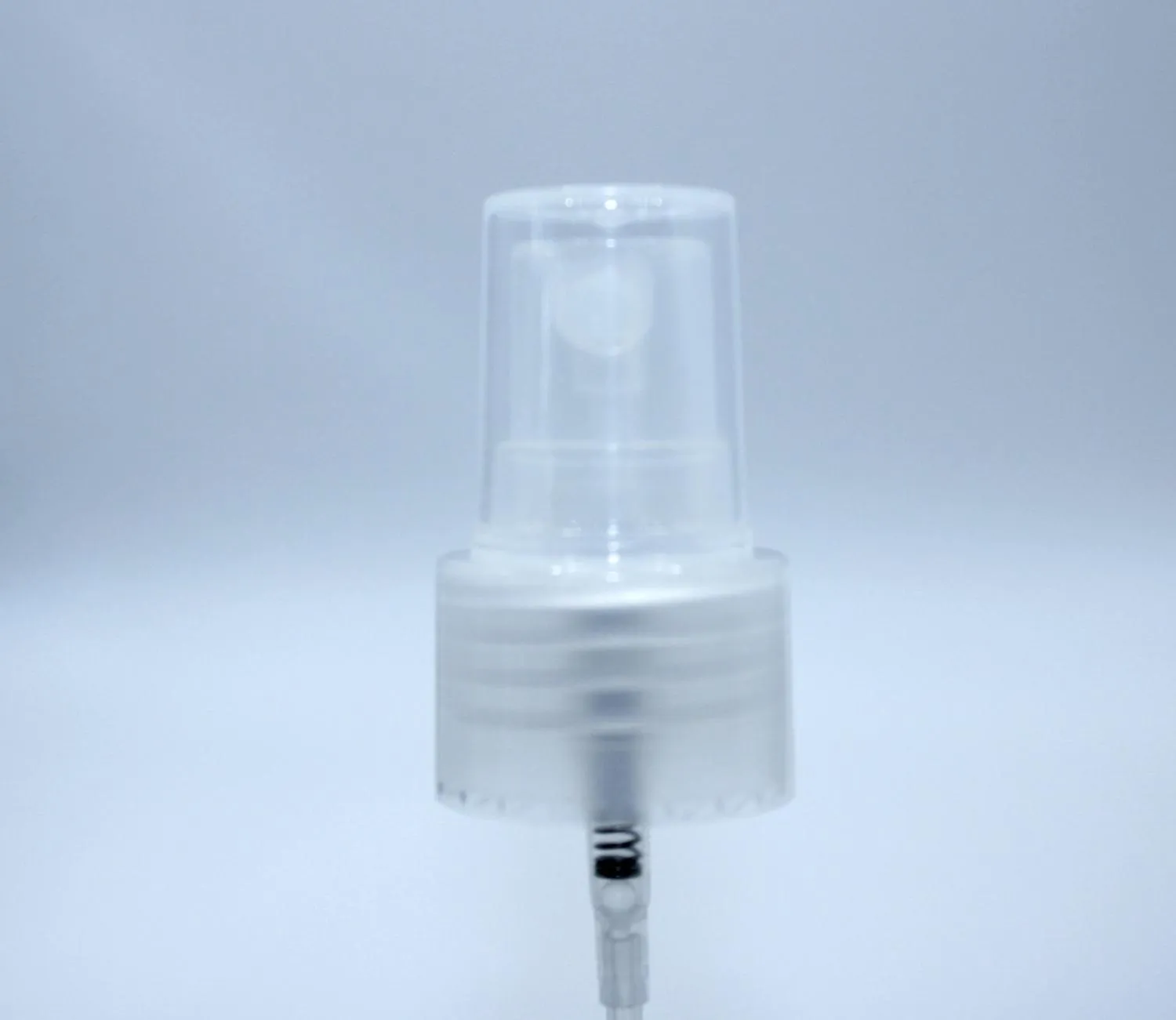 NEW_Спрей 24/410 натуральный, юбка гладкая, с прозрачным колпачком, длина трубки 200мм 3