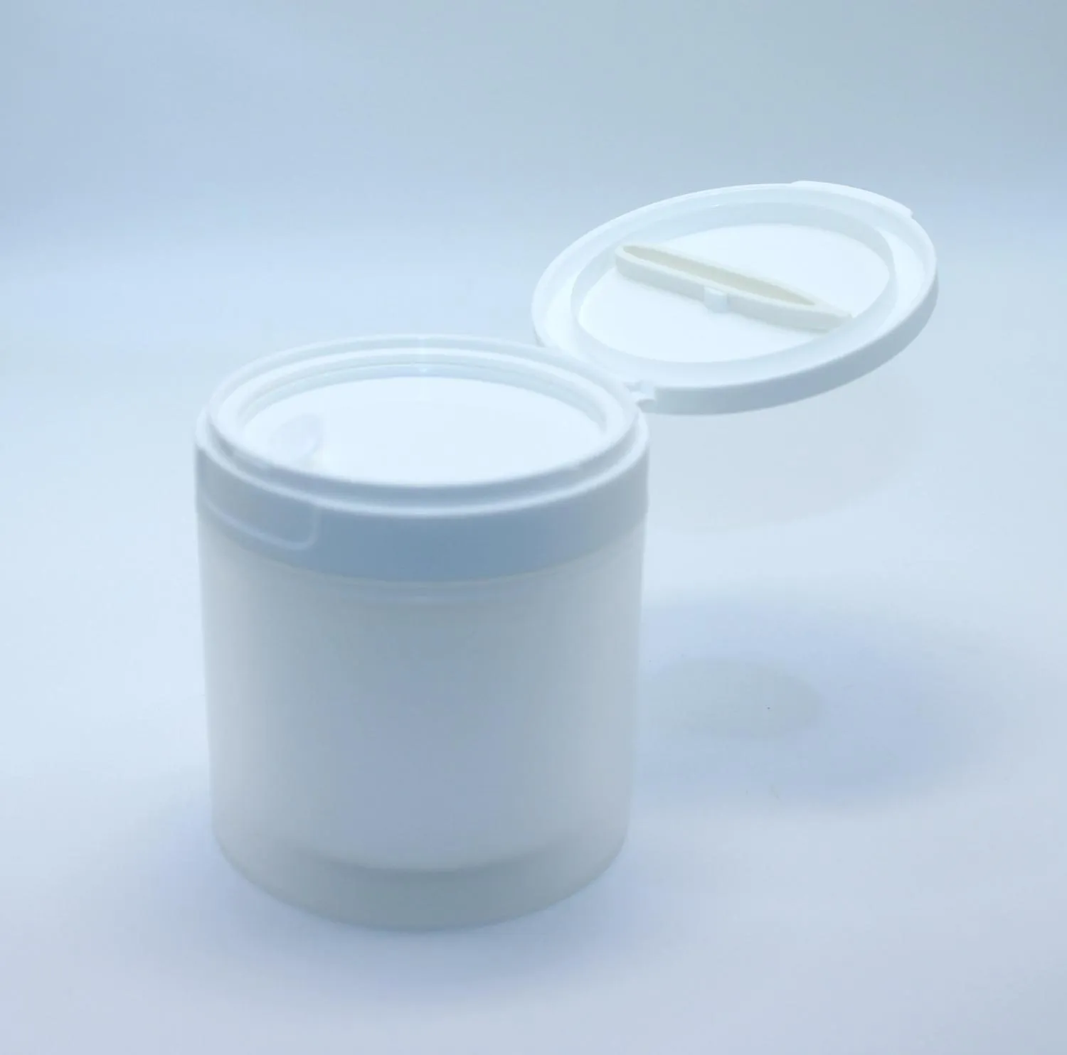 Банки РР с крышками флип-топ в комплекте с пинцетом/лопаткой и твердым вкладышем 11