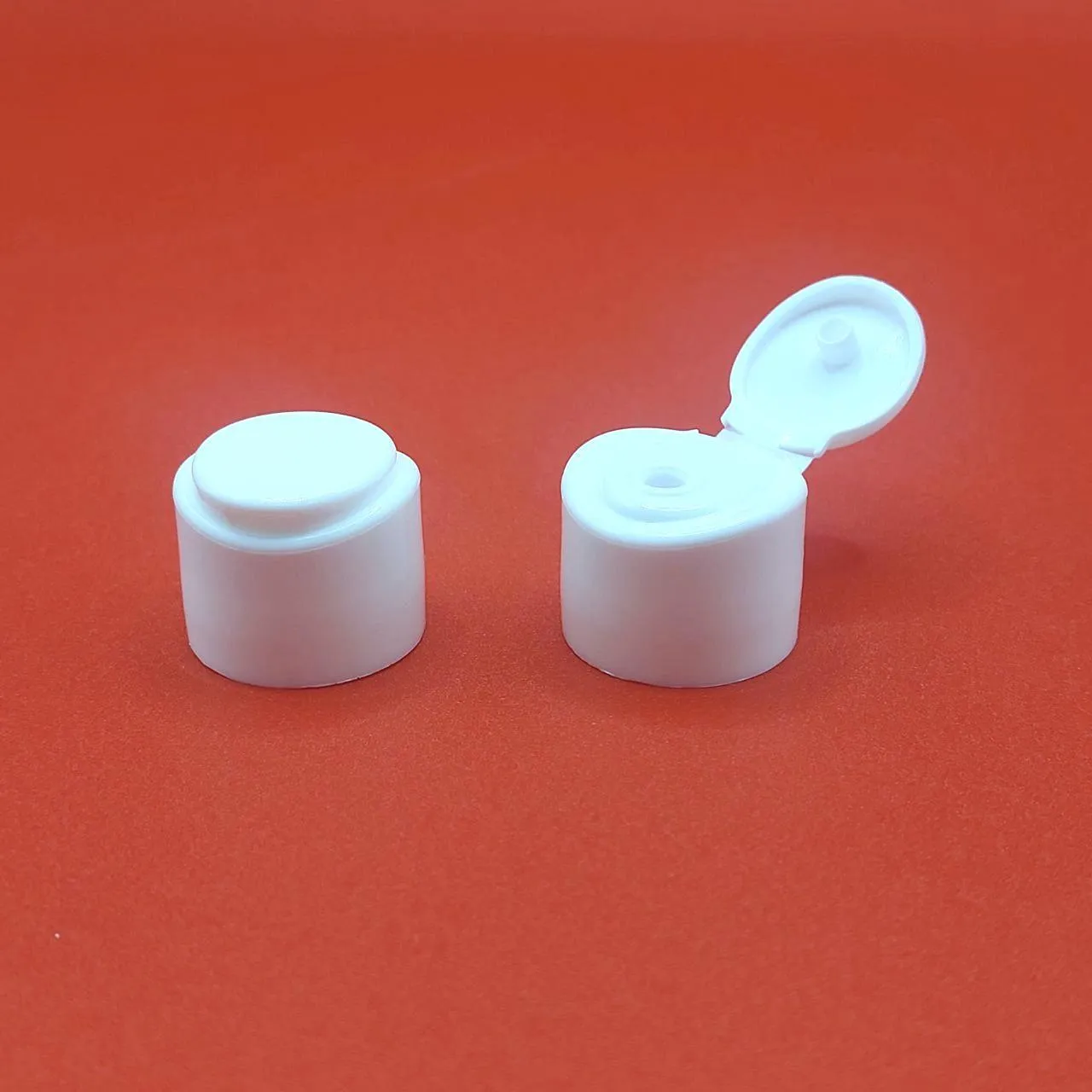 Крышка флип-топ 20/410 PP белая - АКЦИЯ 4