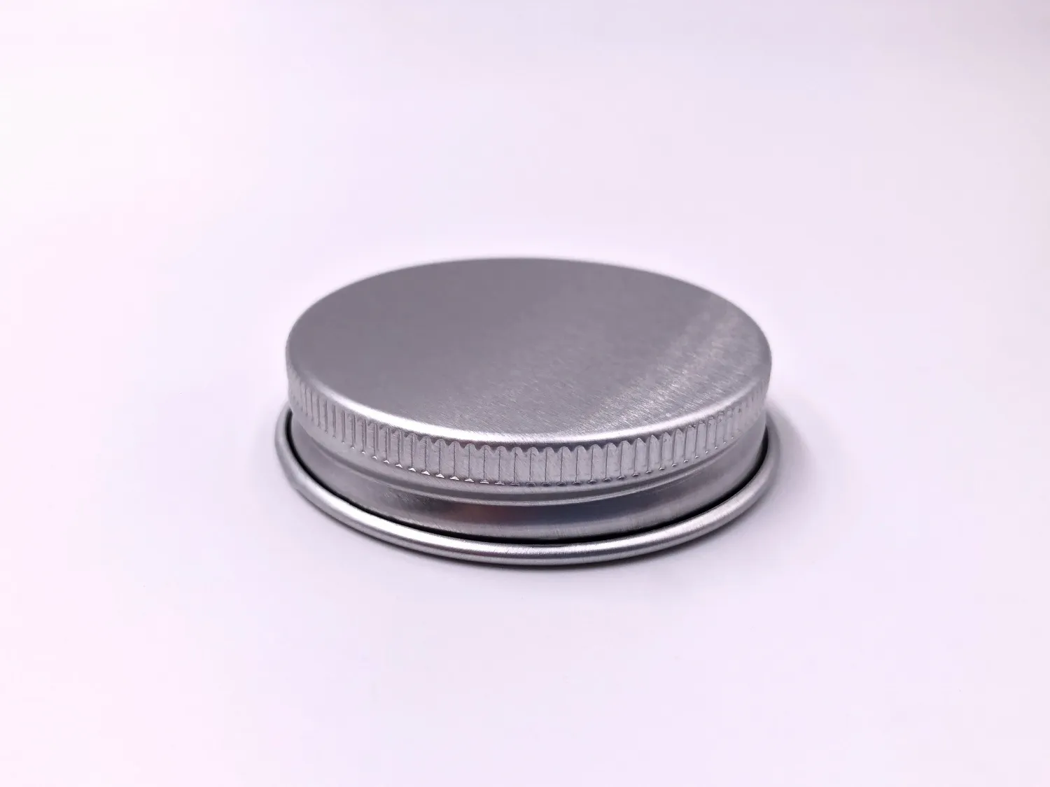 Крышка алюминиевая 45 mm (45*11mm)  серебристая с самоклеющайся мембраной 2